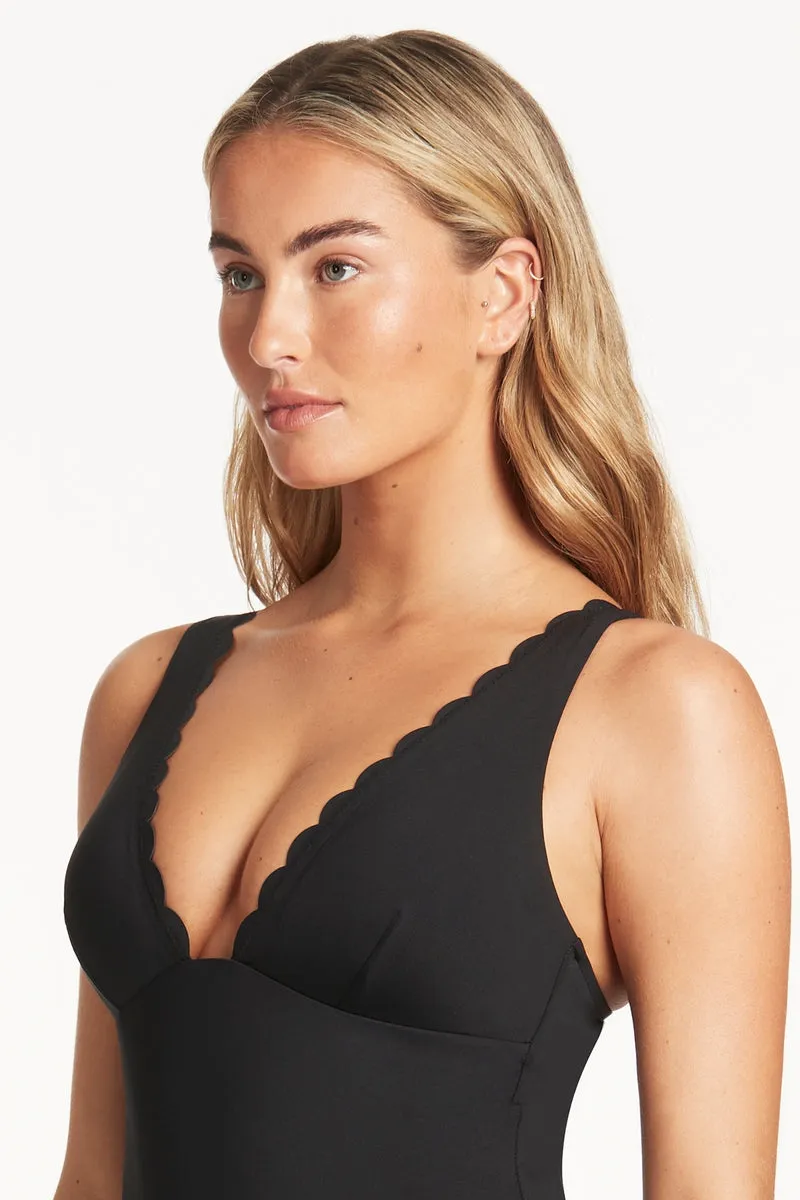 Scallop Longline Tri One Piece