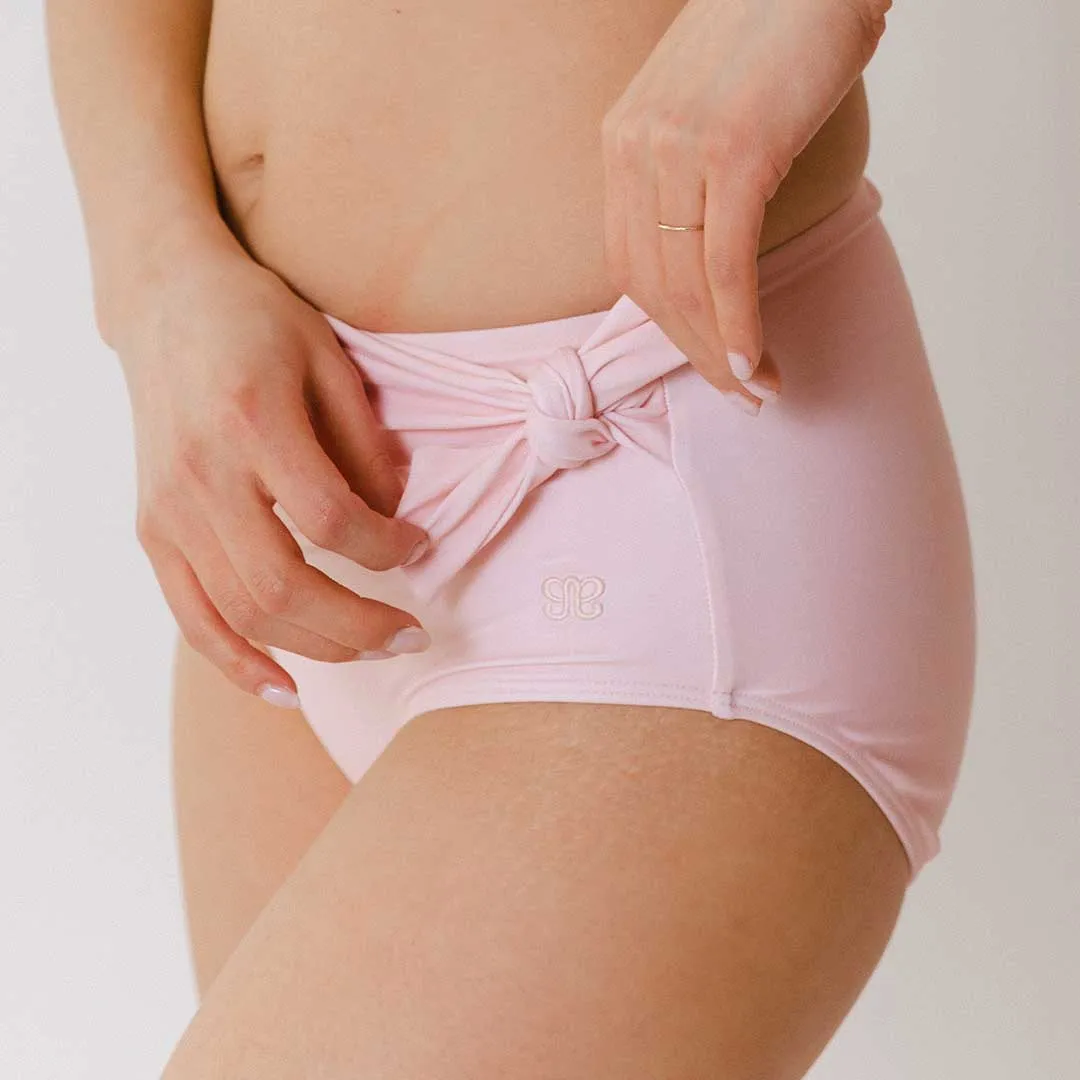 Simone Bottoms, Ballet Pink
