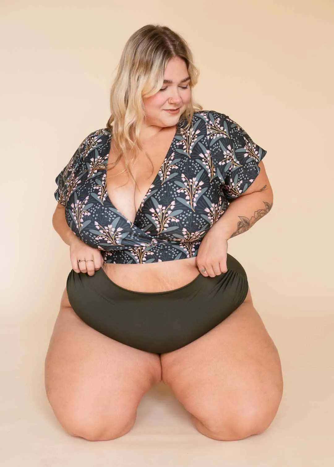 THE WHITNEY TOP [Cow]